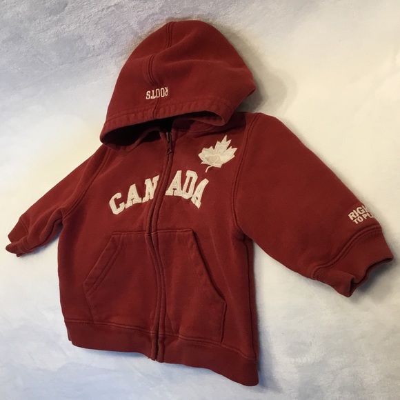 Roots 🇨🇦 Canada hooded sweatshirt